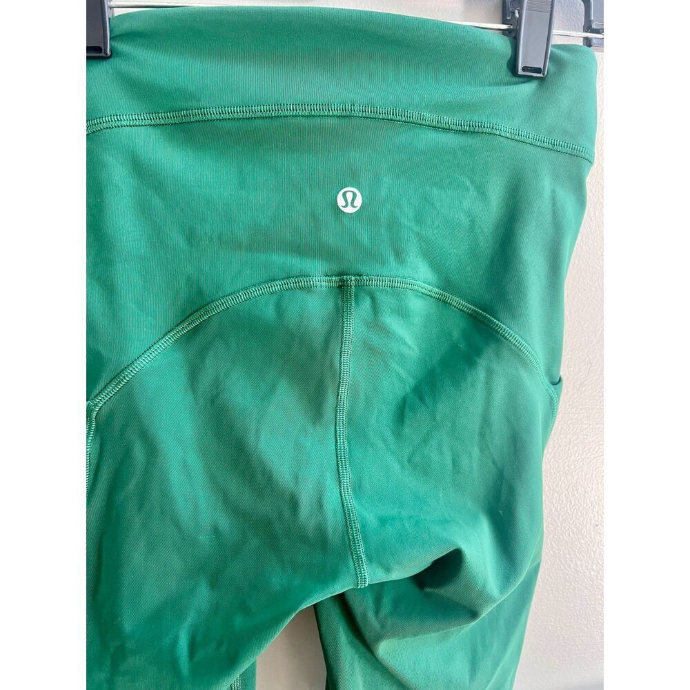 Lululemon Power Thru High Rise Green Leggings size 4 with pockets - Picture 3 of 5